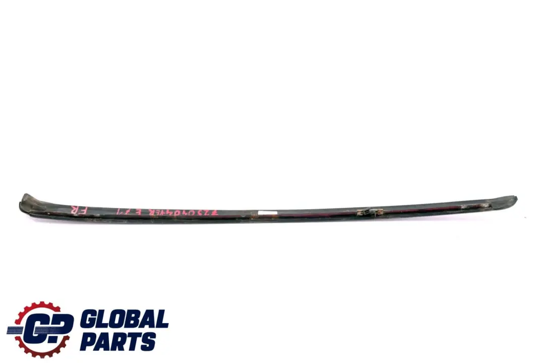 Front Right O/S Windscreen Drip Moulding Vermilionrot Red A82 to BMW X6 Series E71 with Part number 7250404 BMW X6 Series E71 Front Right O/S Windscreen Drip Moulding Vermilionrot Red A82 - SKU 7250404-VER - Part number 7250404