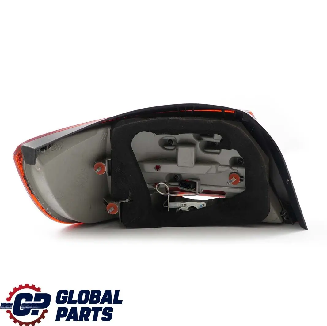 BMW E93 LCI Convertible Luz Trasera En El Panel Lateral Derecho - SKU 7252092 - Número de pieza 7252092