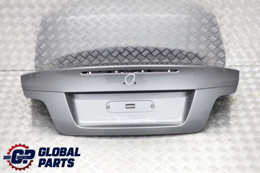 £*BMW 1 E88 Cabrio Tailgate Boot Lid Bootlid Spacegrau Space Grau Metallic - A52 to with Part number 7252211 £*BMW 1 E88 Cabrio Tailgate Boot Lid Bootlid Spacegrau Space Grau Metallic - A52 - SKU 7252211-SCG - Part number 7252211
