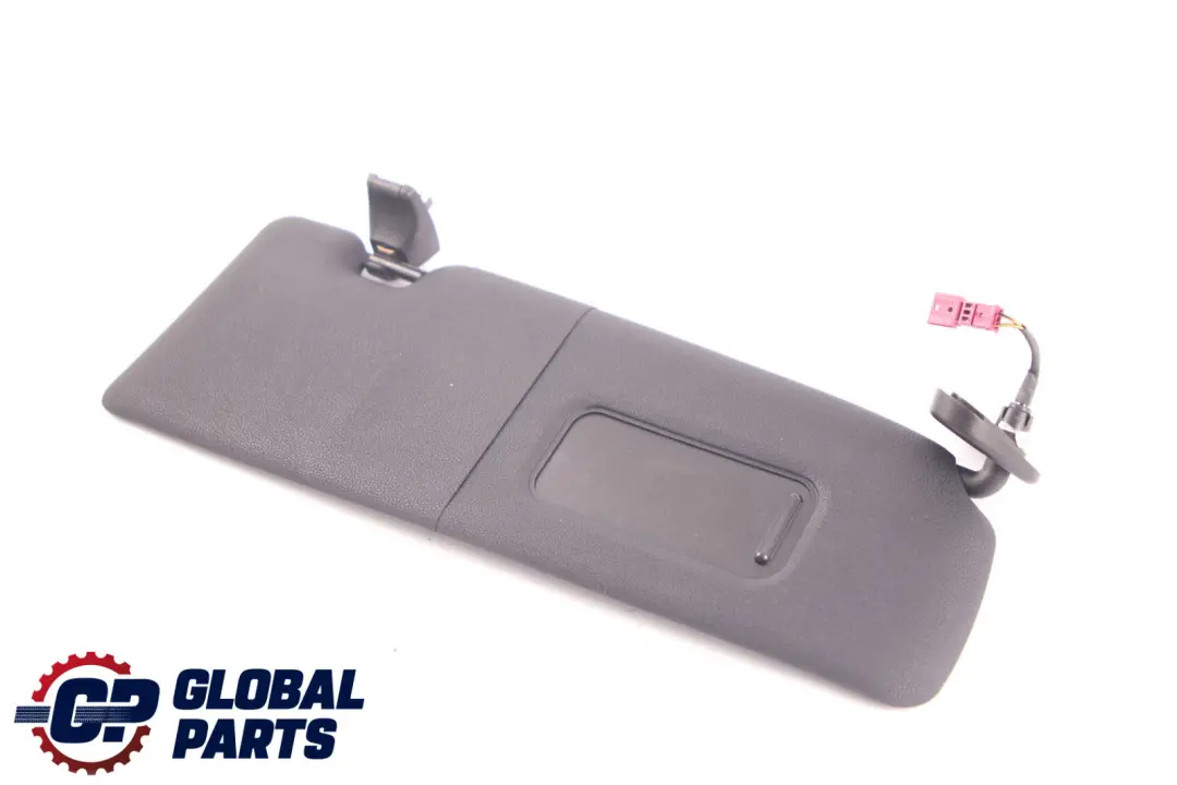 Osłona Przeciwsłoneczna Daszek Prawa Prawy do BMW E81 E82 E87 o numerze 7252504 BMW E81 E82 E87 Osłona Przeciwsłoneczna Daszek Prawa Prawy - SKU 7252504 - Numer Części 7252504