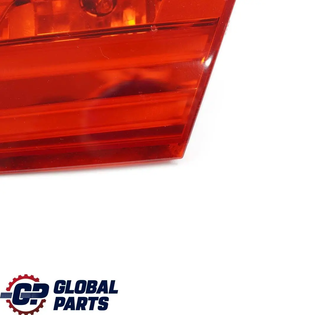 Luz trasera derecha en tapa maletero para BMW E93 LCI con número de pieza 7252784 BMW E93 LCI Luz trasera derecha en tapa maletero - SKU 7252784 - Número de pieza 7252784