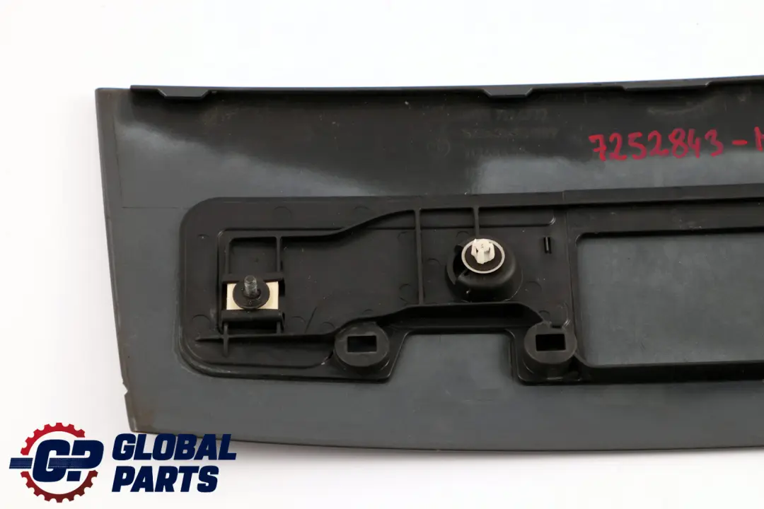 Abdeckung Dritte Bremsleuchte Mineralgrau für BMW Z4 E89 Cabrio Roadster mit Teilenummer 7252843 BMW Z4 E89 Cabrio Roadster Abdeckung Dritte Bremsleuchte Mineralgrau - SKU 7252843-MG - Teilenummer 7252843