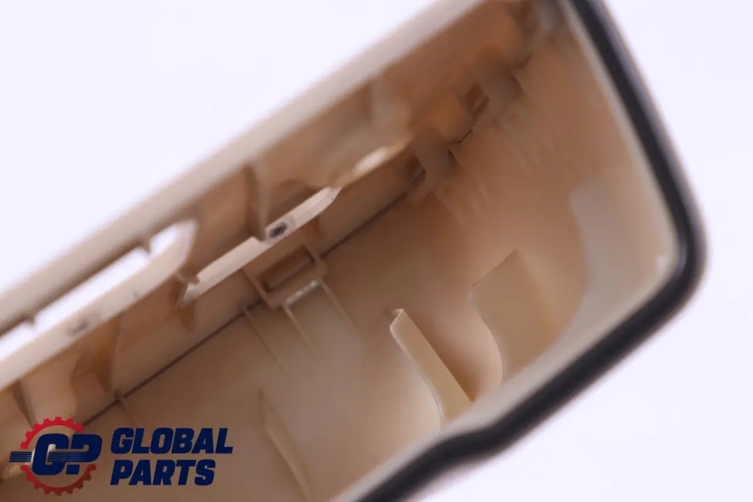 BMW E93 Cabrio-Heckabdeckung Blende Creme Beige 7175112 - SKU 7253771 - Teilenummer 7253771