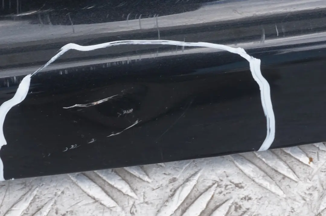 Klapa tylna bagażnika black saphire do BMW E90 LCI o numerze 7254425 BMW E90 LCI Klapa tylna bagażnika black saphire - SKU 7254425-BS1 - Numer Części 7254425