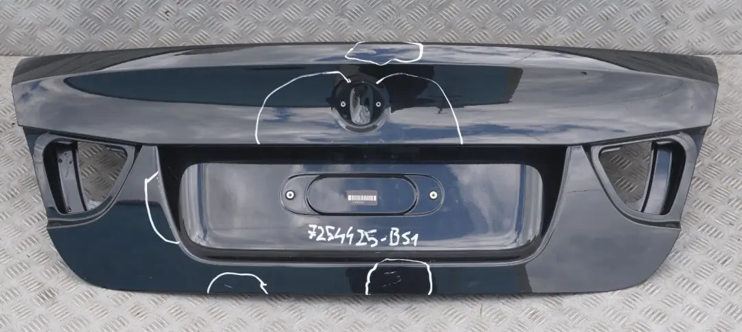 Klapa tylna bagażnika black saphire do BMW E90 LCI o numerze 7254425 BMW E90 LCI Klapa tylna bagażnika black saphire - SKU 7254425-BS1 - Numer Części 7254425