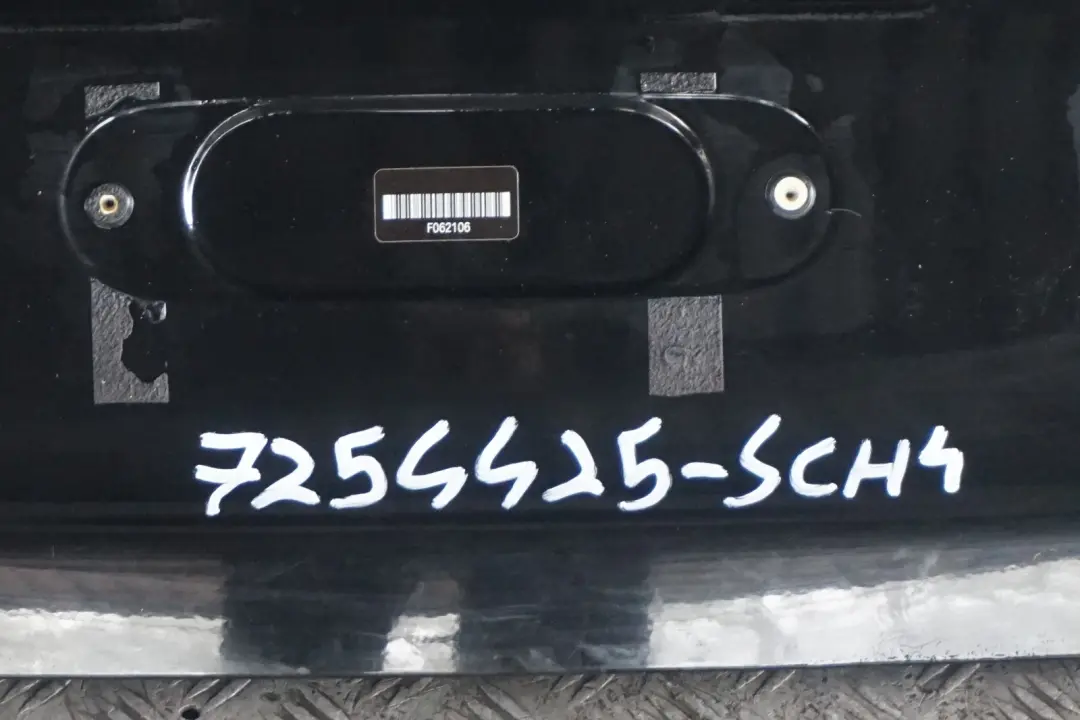 Klapa tylna bagażnika schwarz II do BMW E90 LCI o numerze 7254425 BMW E90 LCI Klapa tylna bagażnika schwarz II - SKU 7254425-SCH4 - Numer Części 7254425