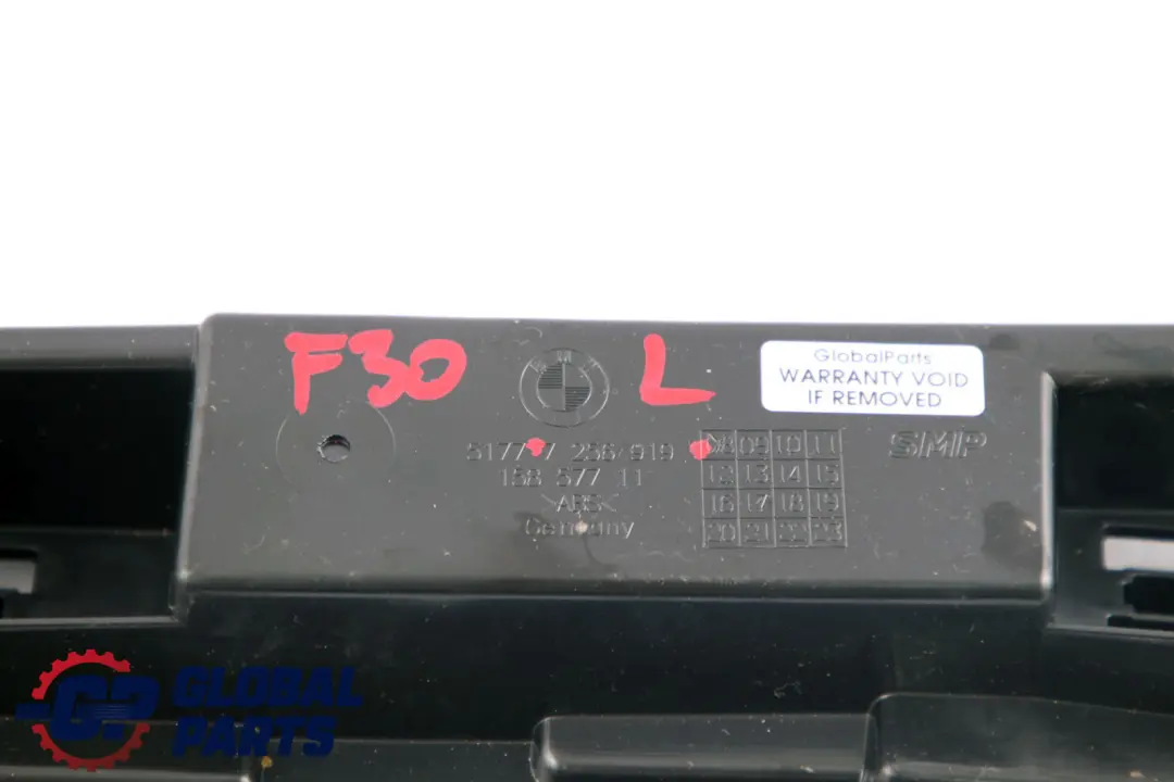 Halteleiste Links M Paket Set 7256917 7256919 für BMW 3 er F30 F31 mit Teilenummer 7256915 BMW 3 er F30 F31 Halteleiste Links M Paket Set 7256917 7256919 - SKU 7256915-1 - Teilenummer 7256915