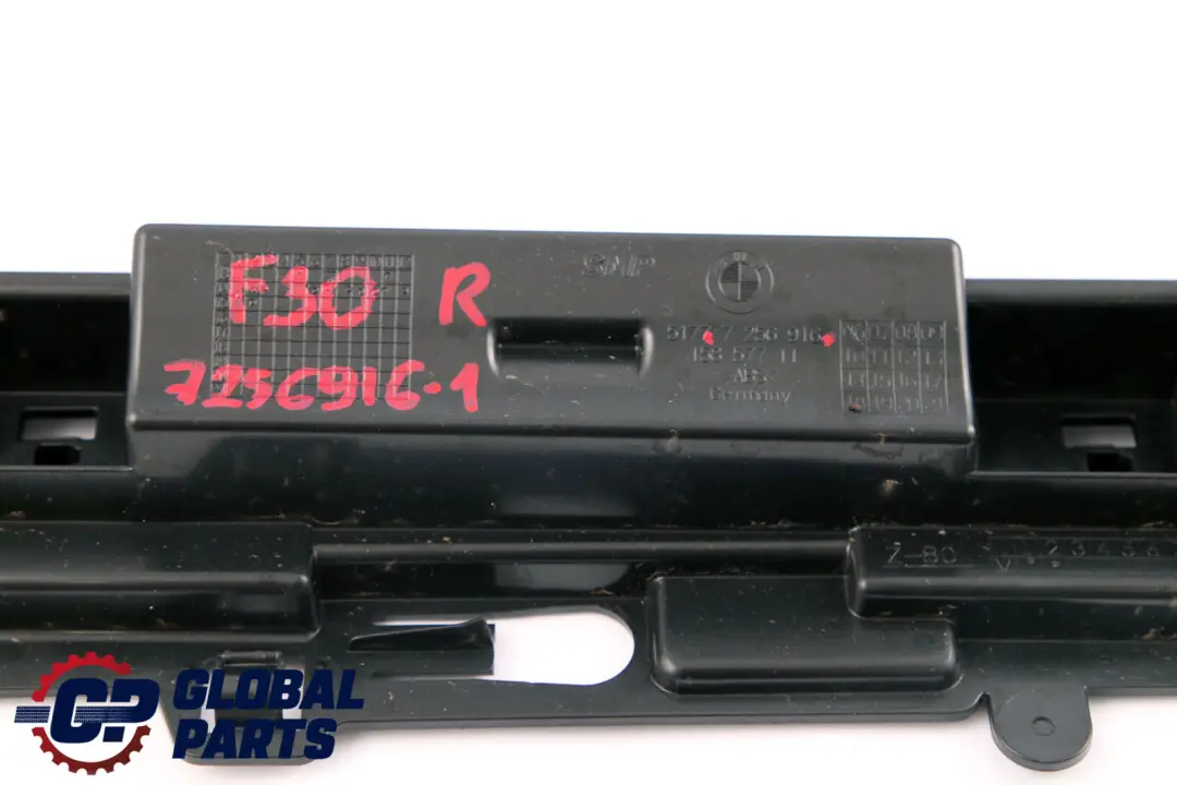 Halteleiste Rechts M Paket Set 7256918 7256920 für BMW 3 er F30 F31 mit Teilenummer 7256916 BMW 3 er F30 F31 Halteleiste Rechts M Paket Set 7256918 7256920 - SKU 7256916-1 - Teilenummer 7256916