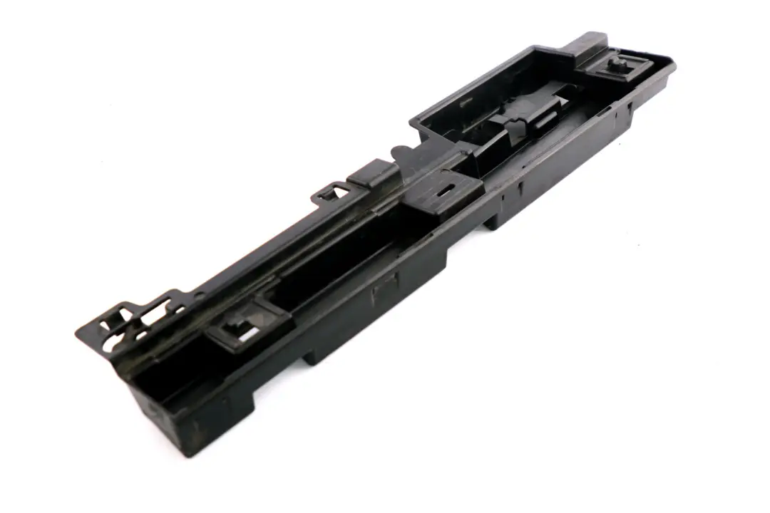 BMW F30 F31 F80 M3 S55 Ślizg Mocowanie Progu Lewe - SKU 7256917 - Numer Części 7256917