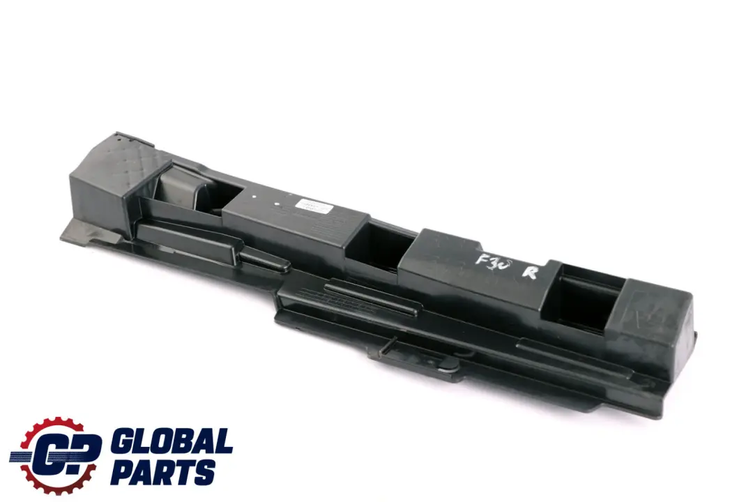 BMW F30 F31 LCI Ślizg Mocowanie Progu Prawe - SKU 7256920 - Numer Części 7256920