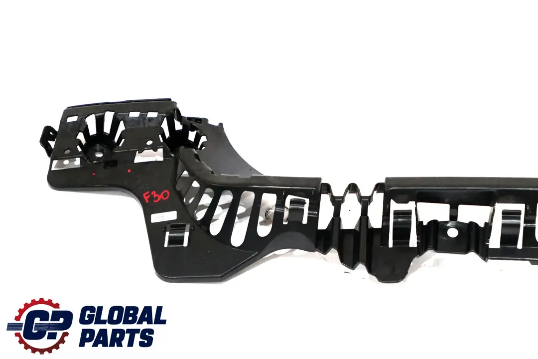 F30N LCI Führung Mitte Hinten Stossfänger BMW 3 er F30 - SKU 7256922 - Teilenummer 7256922