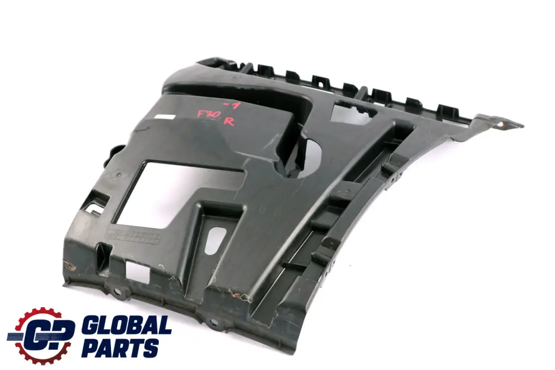 Guida Per Paraurti Posteriore Lato Destro per BMW F30 con numero di parte 7256924 BMW F30 Guida Per Paraurti Posteriore Lato Destro - SKU 7256924-1 - Numero di parte 7256924