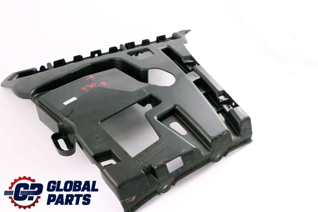 BMW F30 Guide For Rear Bumper Side Right O/S - SKU 7256924-1 - Part number 7256924