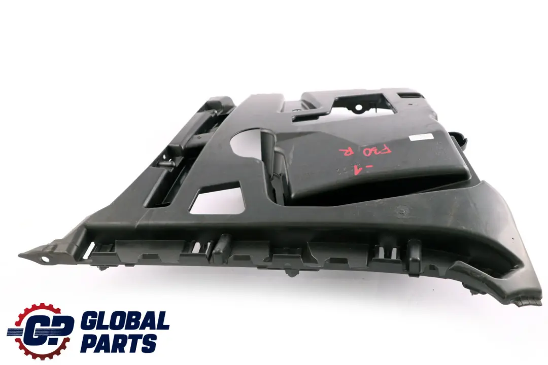 Guida Per Paraurti Posteriore Lato Destro per BMW F30 con numero di parte 7256924 BMW F30 Guida Per Paraurti Posteriore Lato Destro - SKU 7256924-1 - Numero di parte 7256924