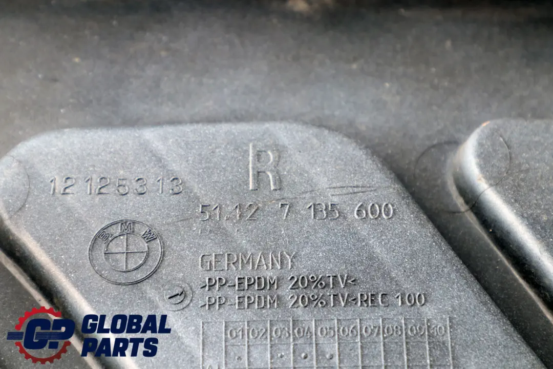 BMW 3 Series F30 Führung Stossfänger Seitlich Rechts 7135600 - SKU 7256924 - Teilenummer 7256924