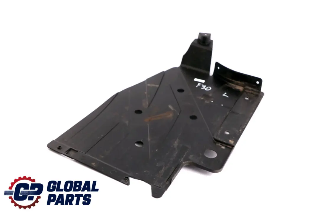 Vasca Protezione Sottoscocca Sinistra per BMW F30 F31 F32 con numero di parte 7258049 BMW F30 F31 F32 Vasca Protezione Sottoscocca Sinistra - SKU 7258049 - Numero di parte 7258049
