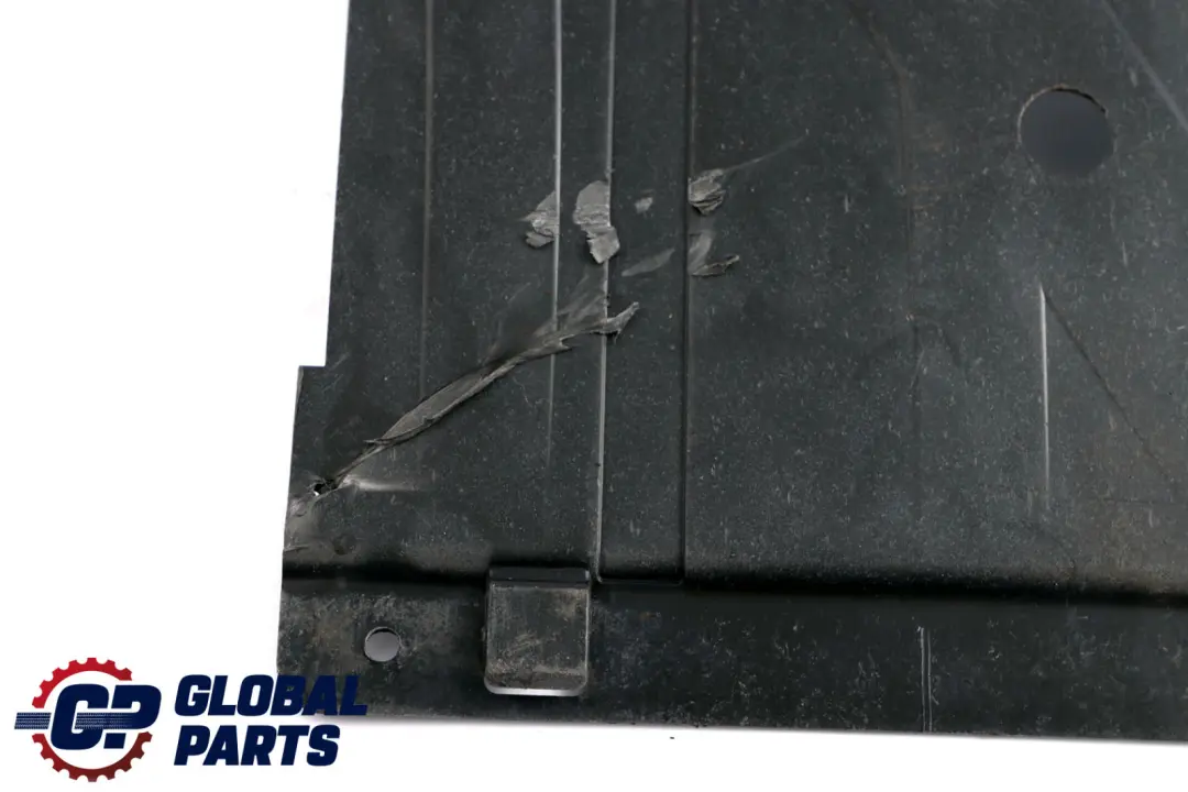 Lado Derecho Cubierta Bandeja de los Bajos Panel para BMW F30 F31 F32 con número de pieza 7258050 BMW F30 F31 F32 Lado Derecho Cubierta Bandeja de los Bajos Panel - SKU 7258050 - Número de pieza 7258050