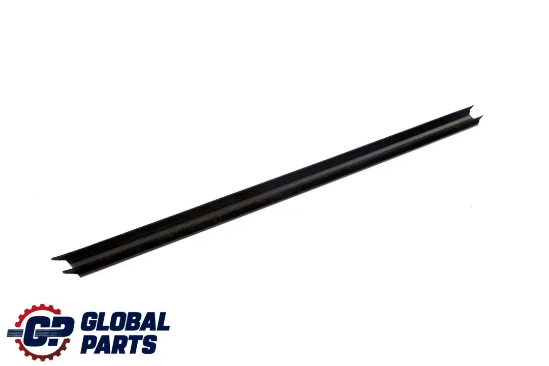 Guarnizione Canale Interno Porta Anteriore Sinistra per BMW F30 F31 F80 M3 con numero di parte 7258299 BMW F30 F31 F80 M3 Guarnizione Canale Interno Porta Anteriore Sinistra - SKU 7258299 - Numero di parte 7258299
