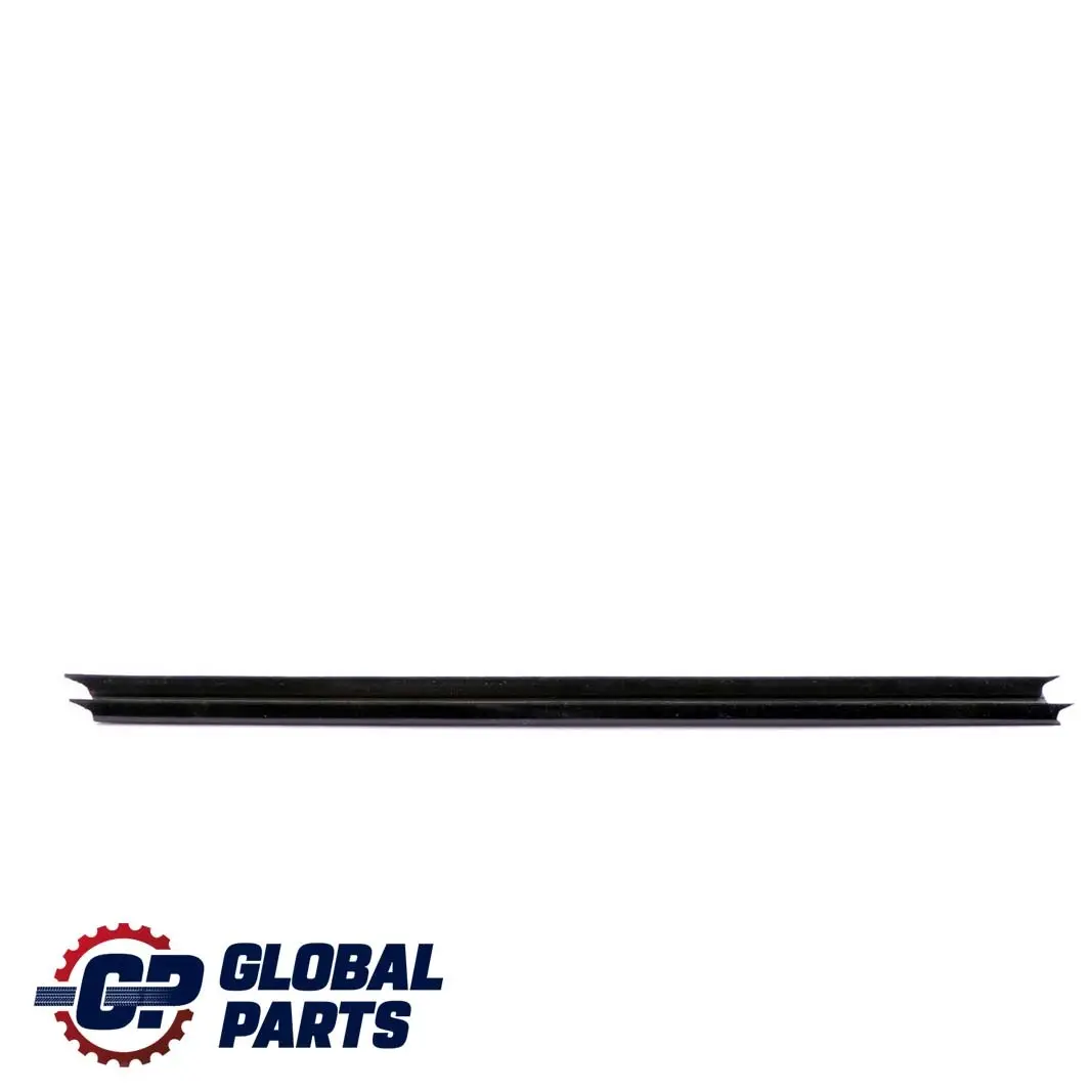 Schachtabdichtung Interieur Porte avant Droite pour BMW F30 F31 F80 M3 à propos du numéro de pièce 7258300 BMW F30 F31 F80 M3 Schachtabdichtung Interieur Porte avant Droite - SKU 7258300 - Numéro de pièce 7258300