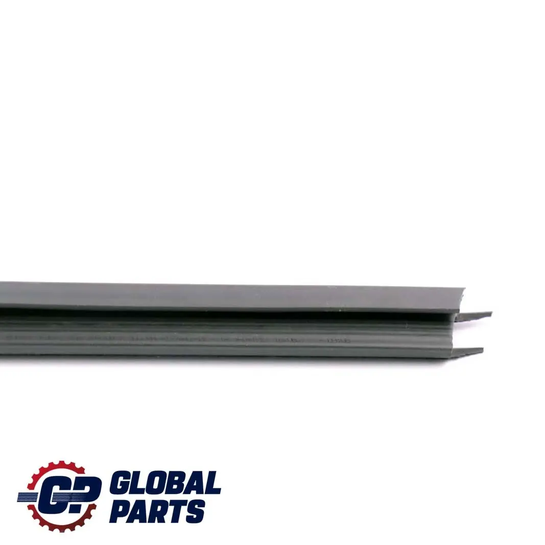 Channel Sealing Inside Door Front Right O/S to BMW 3 Series F30 F31 F80 M3 with Part number 7258300 BMW 3 Series F30 F31 F80 M3 Channel Sealing Inside Door Front Right O/S - SKU 7258300 - Part number 7258300