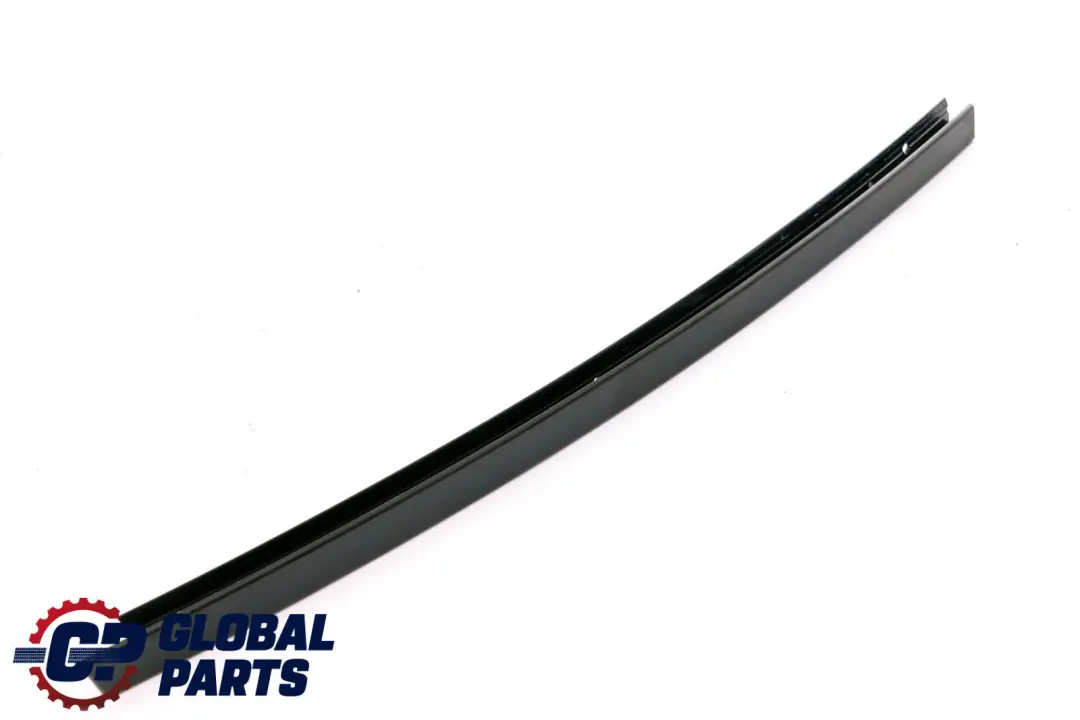 Blende Fensterführungssteg Rechts für BMW 3 er F30 mit Teilenummer 7258302 BMW 3 er F30 Blende Fensterführungssteg Rechts - SKU 7258302 - Teilenummer 7258302