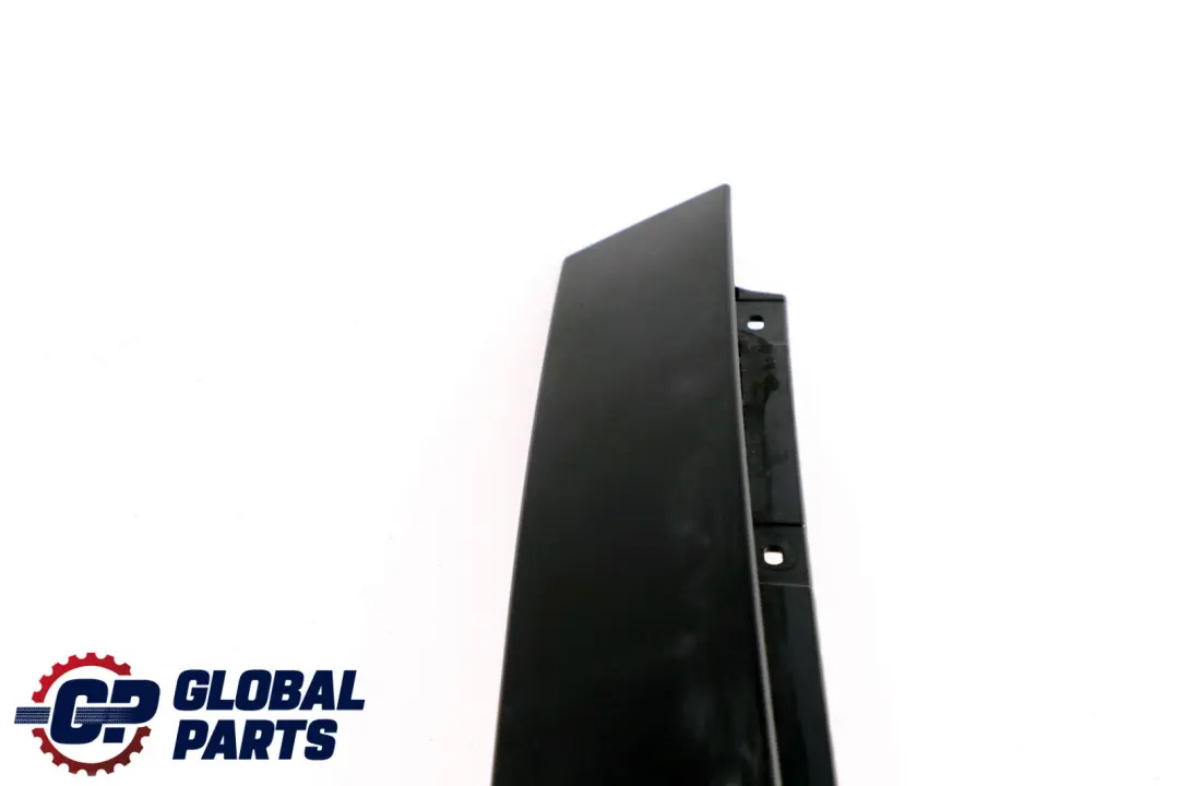 Acabado Trasero Pilar B Exterior Izquierdo Negro para BMW F30 F31 F80 con número de pieza 7258307 BMW F30 F31 F80 Acabado Trasero Pilar B Exterior Izquierdo Negro - SKU 7258307 - Número de pieza 7258307