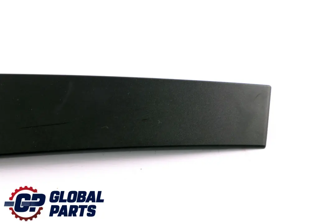 Acabado Pilar B Exterior Trasero Derecho para BMW F30 F31 F80 M3 con número de pieza 7258308 BMW F30 F31 F80 M3 Acabado Pilar B Exterior Trasero Derecho - SKU 7258308 - Número de pieza 7258308