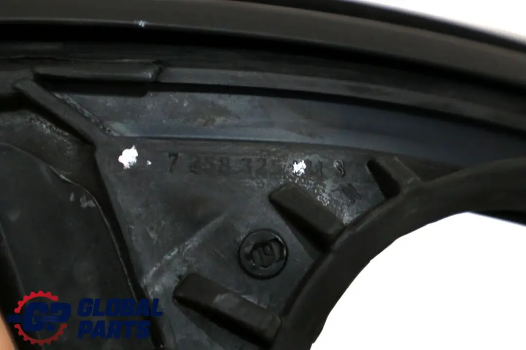 BMW F30 F31 Guarnizione Guida Finestrino Porta Anteriore Sinistra - SKU 7258325 - Numero di parte 7258325