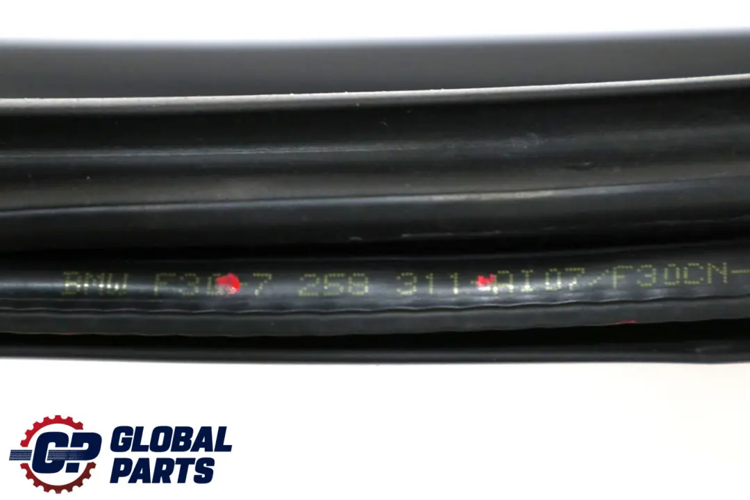 BMW F30 F80 M3 Guarnizione Portiera Posteriore Sinistra Dx 7258311 - SKU 7258330 - Numero di parte 7258330
