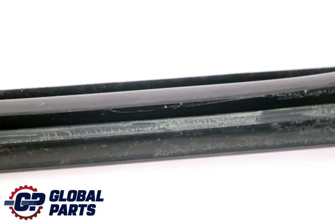 Joint Cadre Vitre Porte Arrière Droit Rail Guidage pour BMW F31 à propos du numéro de pièce 7258342 BMW F31 Joint Cadre Vitre Porte Arrière Droit Rail Guidage - SKU 7258342 - Numéro de pièce 7258342