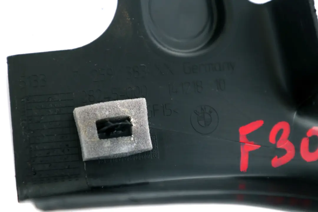 Joint de cadre de vitre de porte avant gauche pour BMW F30 F31 F80 M3 à propos du numéro de pièce 7259383 BMW F30 F31 F80 M3 Joint de cadre de vitre de porte avant gauche - SKU 7259383 - Numéro de pièce 7259383