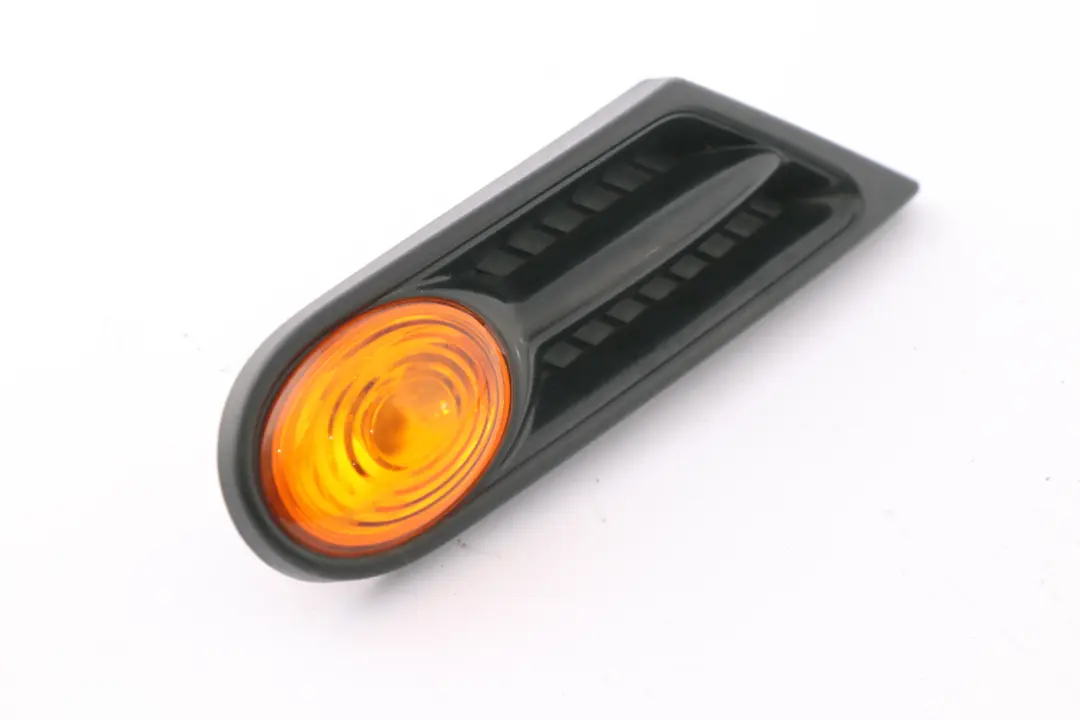 Indicatore Direzione Laterale Giallo Destro per Mini Cooper R55 R56 R57 LCI con numero di parte 7260202 Mini Cooper R55 R56 R57 LCI Indicatore Direzione Laterale Giallo Destro - SKU 7260202-1 - Numero di parte 7260202