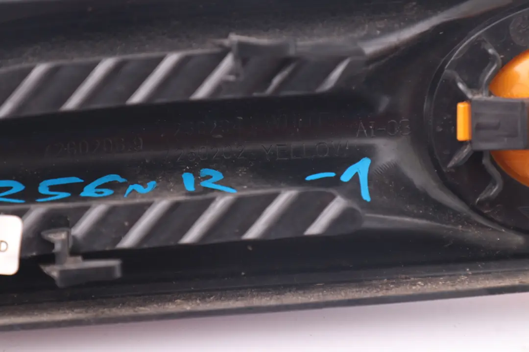 Direction Clignotant Latéral Jaune Droit pour Mini Cooper R55 R56 R57 LCI à propos du numéro de pièce 7260202 Mini Cooper R55 R56 R57 LCI Direction Clignotant Latéral Jaune Droit - SKU 7260202-1 - Numéro de pièce 7260202