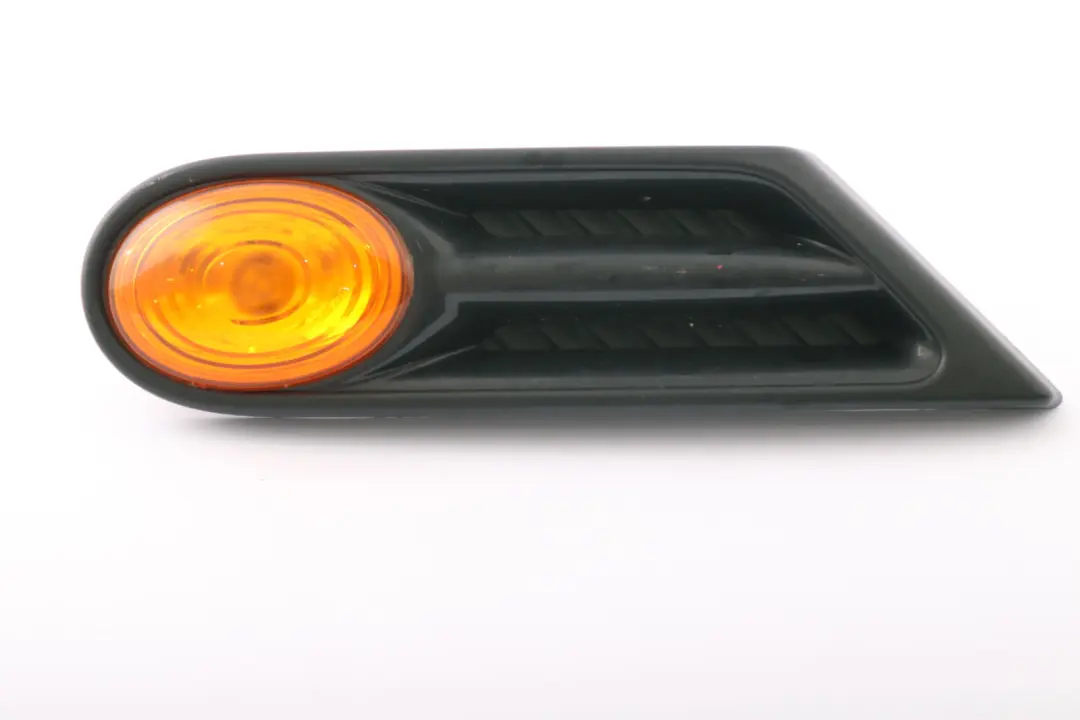 Intermitente Lateral Amarillo Derecho para Mini R55 R56 R57 LCI con número de pieza 7260202 Mini R55 R56 R57 LCI Intermitente Lateral Amarillo Derecho - SKU 7260202 - Número de pieza 7260202
