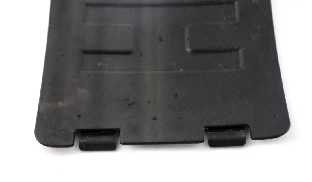 Copertura Accesso Alla Lampadina Faro Anteriore per BMW F20 F21 F22 F30 F31 con numero di parte 7260397 BMW F20 F21 F22 F30 F31 Copertura Accesso Alla Lampadina Faro Anteriore - SKU 7260397 - Numero di parte 7260397