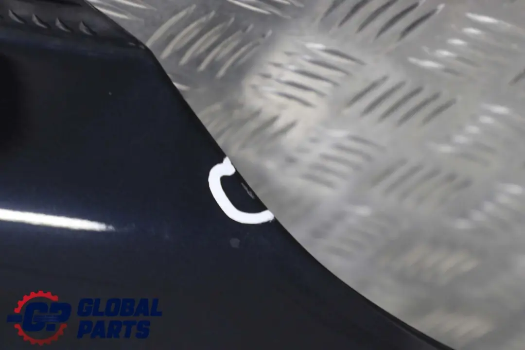 Front Right Wing Fender Side Panel O/S Carbonschwarz Carbon Black 416 to BMW 7 F01 with Part number 7261462 BMW 7 F01 Front Right Wing Fender Side Panel O/S Carbonschwarz Carbon Black 416 - SKU 7261462-CAR - Part number 7261462