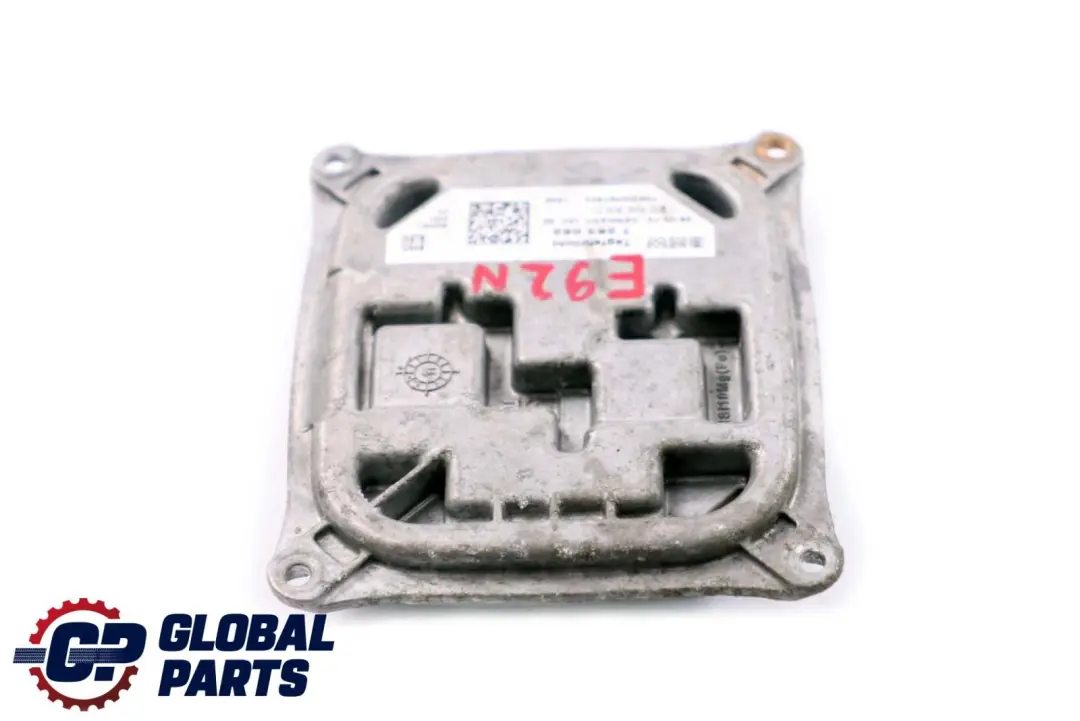 Przetwornica Moduł LED do BMW X5 E70 E92 E93 o numerze 7263052 BMW X5 E70 E92 E93 Przetwornica Moduł LED - SKU 7263052 - Numer Części 7263052