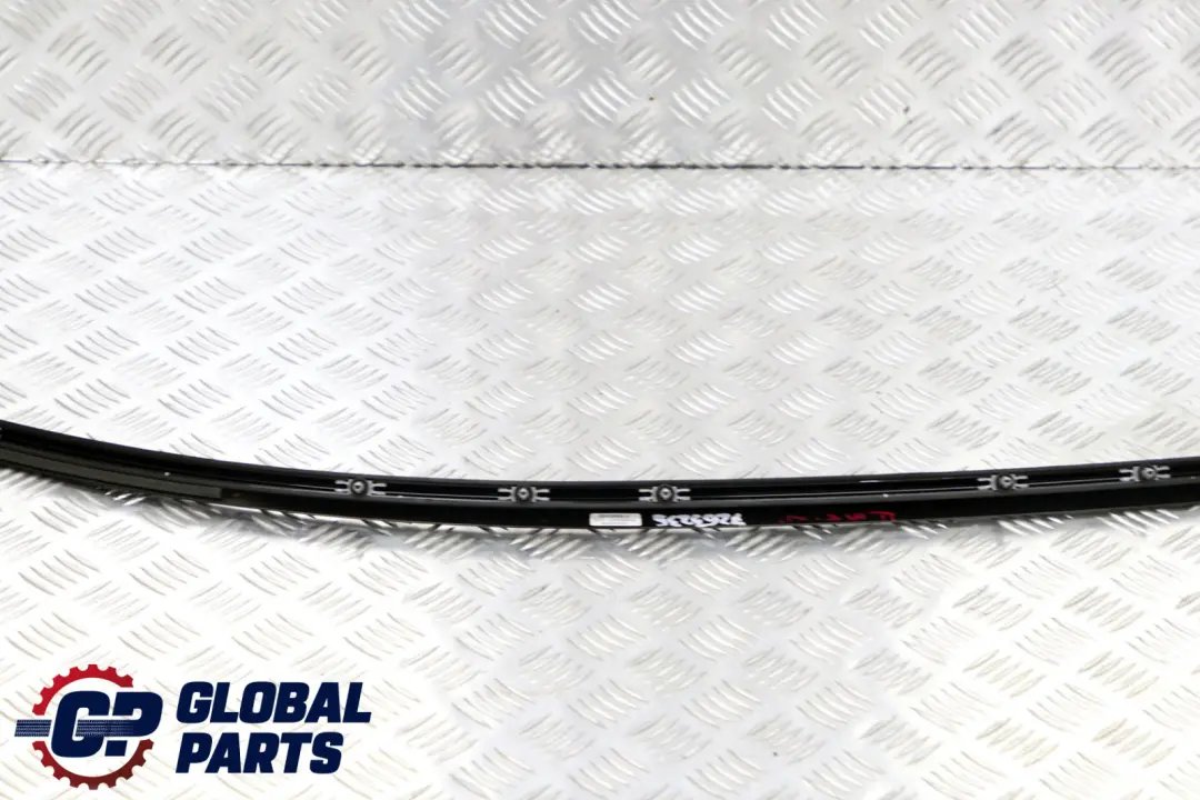 Reihe F31 Touring Seitenrahmen Leiste Links Glanzschwarz für BMW 3 mit Teilenummer 7263235 BMW 3 Reihe F31 Touring Seitenrahmen Leiste Links Glanzschwarz - SKU 7263235 - Teilenummer 7263235