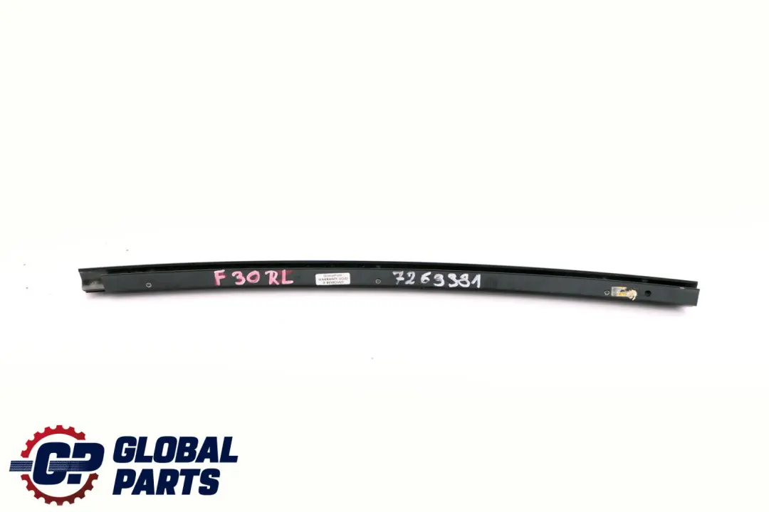 Coperchio Guida Finestrino Sinistro per BMW F30 con numero di parte 7263381 BMW F30 Coperchio Guida Finestrino Sinistro - SKU 7263381 - Numero di parte 7263381
