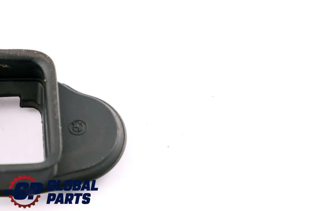 Lewa Uszczelka Guma Ogranicznika Drzwi do BMW F30 F31 o numerze 7263987 BMW F30 F31 Lewa Uszczelka Guma Ogranicznika Drzwi - SKU 7263987 - Numer Części 7263987