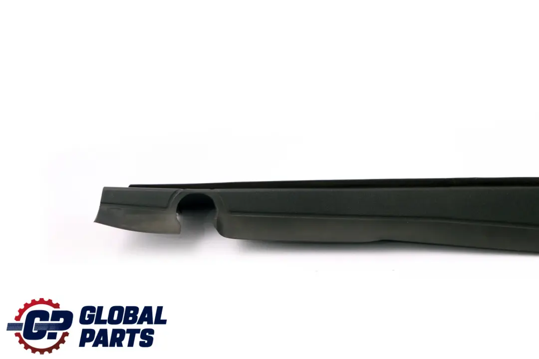 Sealing Side Panel Cover Right O/S 5176 to BMW F30 F31 with Part number 7264274 BMW F30 F31 Sealing Side Panel Cover Right O/S 5176 - SKU 7264274 - Part number 7264274