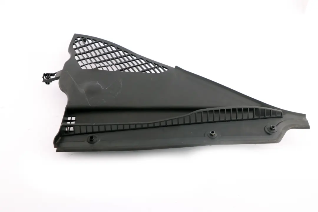 Embellecedor Lateral Bajo Capo Izquierdo para BMW F20 E21 F22 F30 con número de pieza 7265119 BMW F20 E21 F22 F30 Embellecedor Lateral Bajo Capo Izquierdo - SKU 7265119 - Número de pieza 7265119