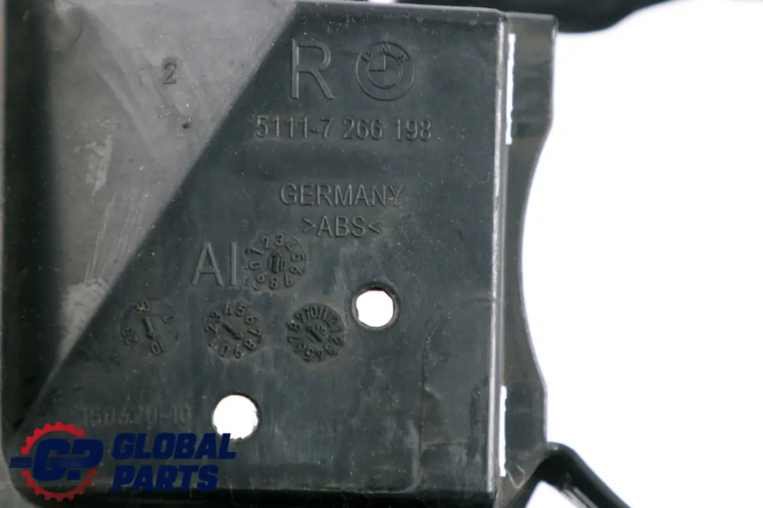 Stossfänger Vorn Aufnahme Nebelscheinwerfer Rechts für BMW 3 F30 F31 mit Teilenummer 7266198 BMW 3 F30 F31 Stossfänger Vorn Aufnahme Nebelscheinwerfer Rechts - SKU 7266198 - Teilenummer 7266198