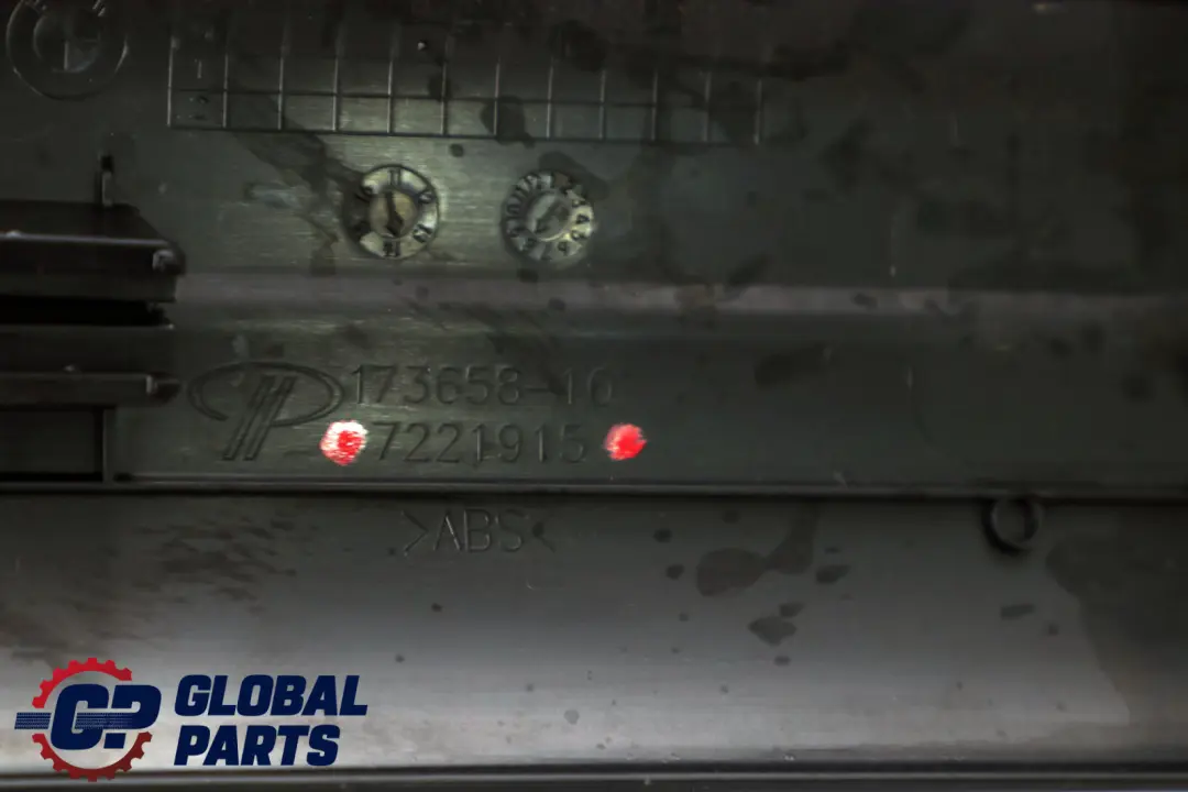 Bande de Couverture Entree Interieur Avant Noir 7221915 pour BMW F30 F31 F80 M3 à propos du numéro de pièce 7266637 BMW F30 F31 F80 M3 Bande de Couverture Entree Interieur Avant Noir 7221915 - SKU 7266637 - Numéro de pièce 7266637