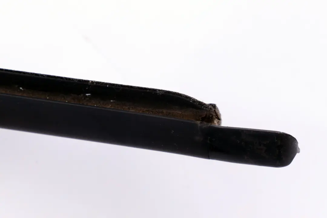 Schachtabdichtung Esterna Porta Anteriore Destra per BMW Serie F21 F22 F23 con numero di parte 7267904 BMW Serie F21 F22 F23 Schachtabdichtung Esterna Porta Anteriore Destra - SKU 7267904 - Numero di parte 7267904