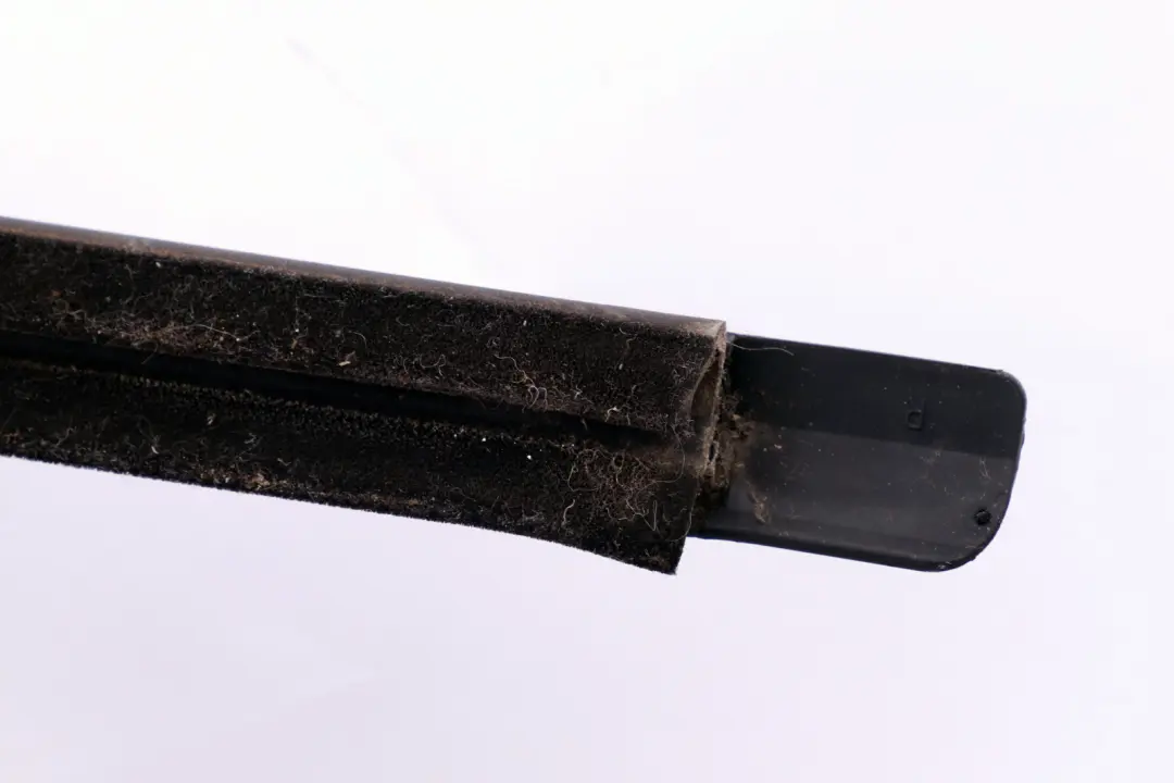 BMW 1 2 Series F21 F22 F23 Channel Sealing Outside Door Front Right O/S - SKU 7267904 - Part number 7267904