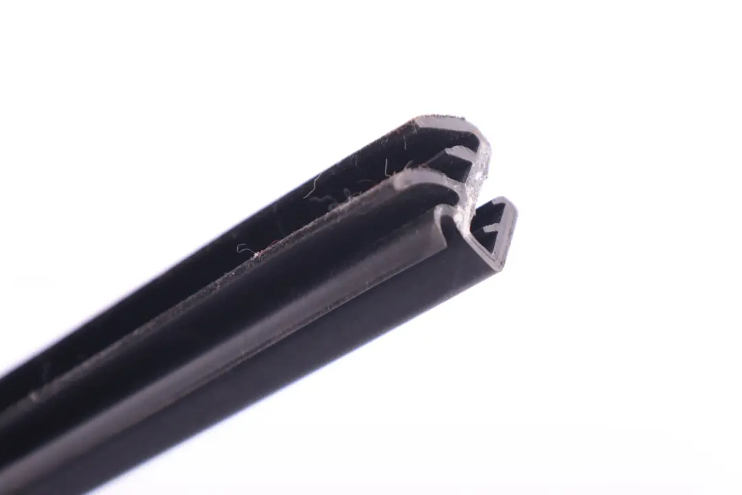 BMW 1 2 F21 F22 Schachtabdichtung Interieur Porte avant Gauche 5133 - SKU 7267905 - Numéro de pièce 7267905