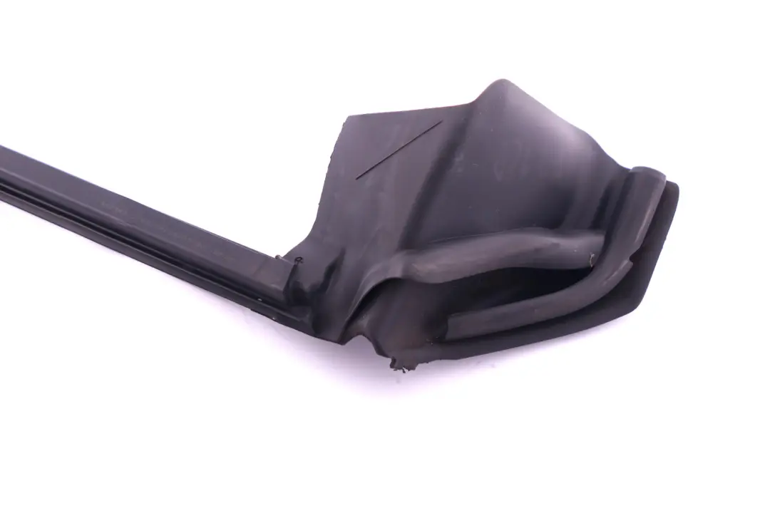 Canal Junta De Sellado Interior Puerta Delantera Izquierda para BMW 1 F21 F22 con número de pieza 7267905 BMW 1 F21 F22 Canal Junta De Sellado Interior Puerta Delantera Izquierda - SKU 7267905 - Número de pieza 7267905