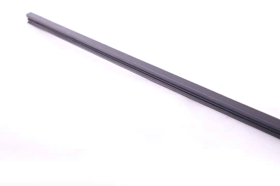 Schachtabdichtung Interno Porta Ant. SX 5133 per BMW F21 F22 con numero di parte 7267905 BMW F21 F22 Schachtabdichtung Interno Porta Ant. SX 5133 - SKU 7267905 - Numero di parte 7267905