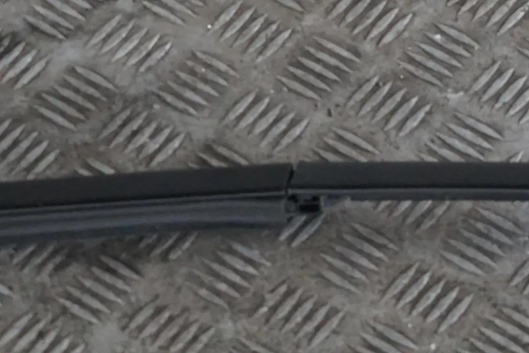 Roof Moulding Trim Strip Side Frame Left N/S Black to BMW 1 2 Series F21 F22 with Part number 7267915 BMW 1 2 Series F21 F22 Roof Moulding Trim Strip Side Frame Left N/S Black - SKU 7267915-1 - Part number 7267915